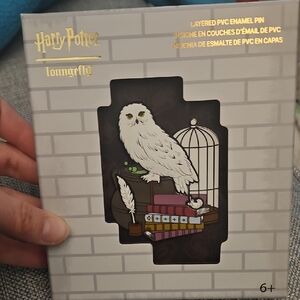 Loungefly Harry Potter Hedwig Enamel Pin - Limited Edition